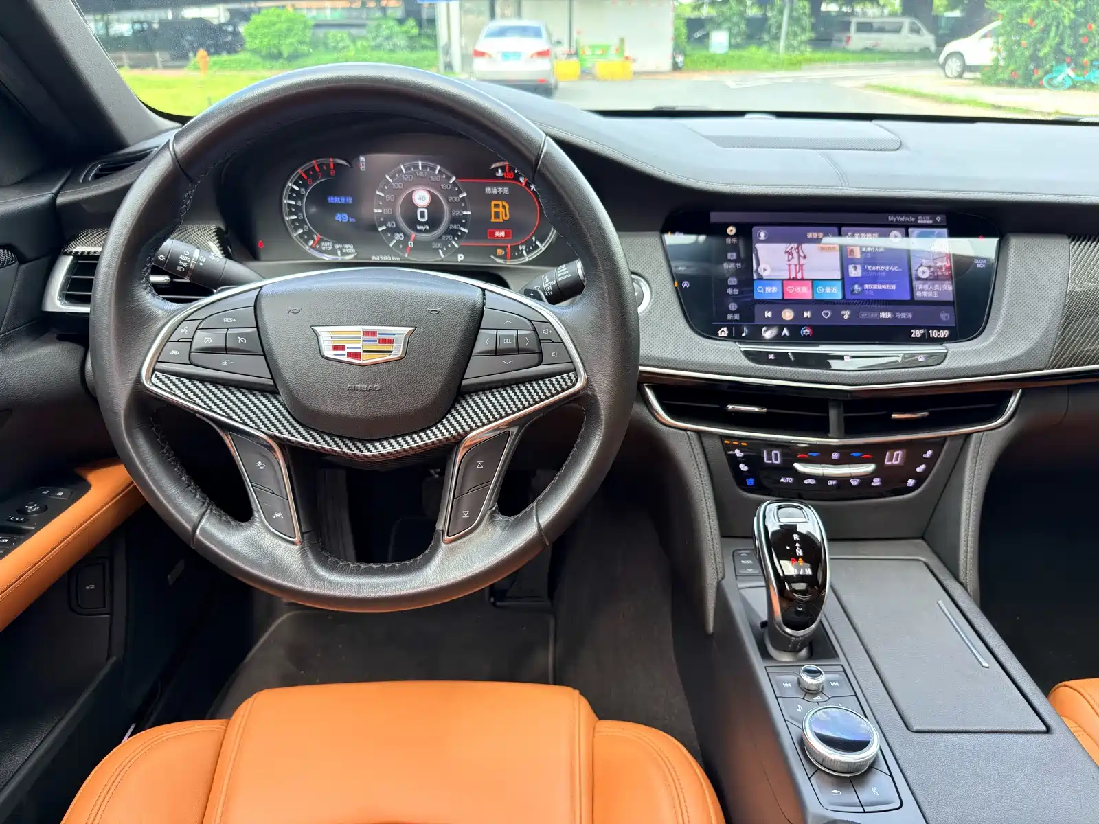 Фото 20 - Cadillac CT6
