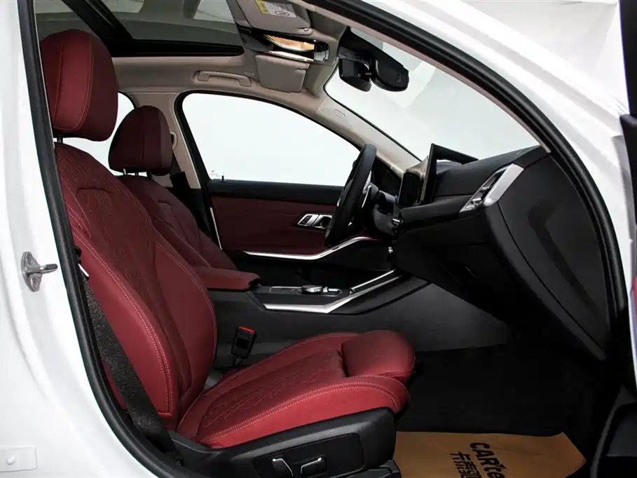 BMW 3 Series 2025 325Li M Sport Package фото 19