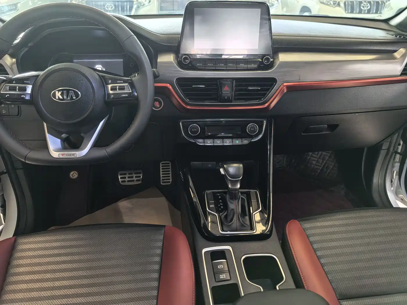 Kia Sportage 2019 1.4T DCT Smart Luxury GLS Edition фото 11