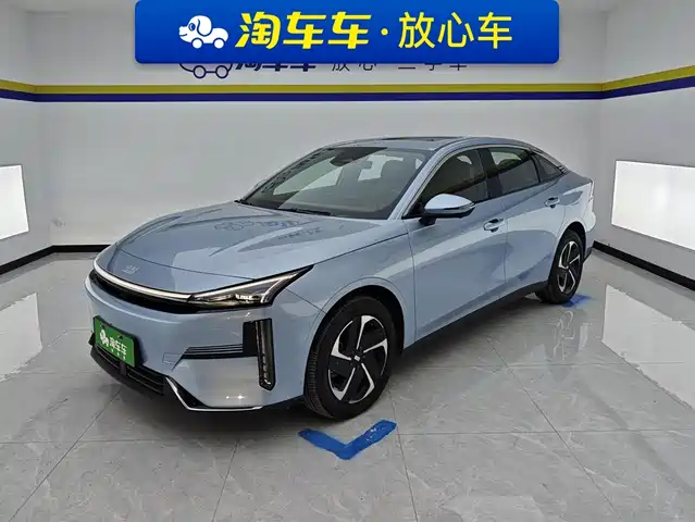  Geely Galaxy Galaxy L6 2025 EM-i 140km Starship Edition