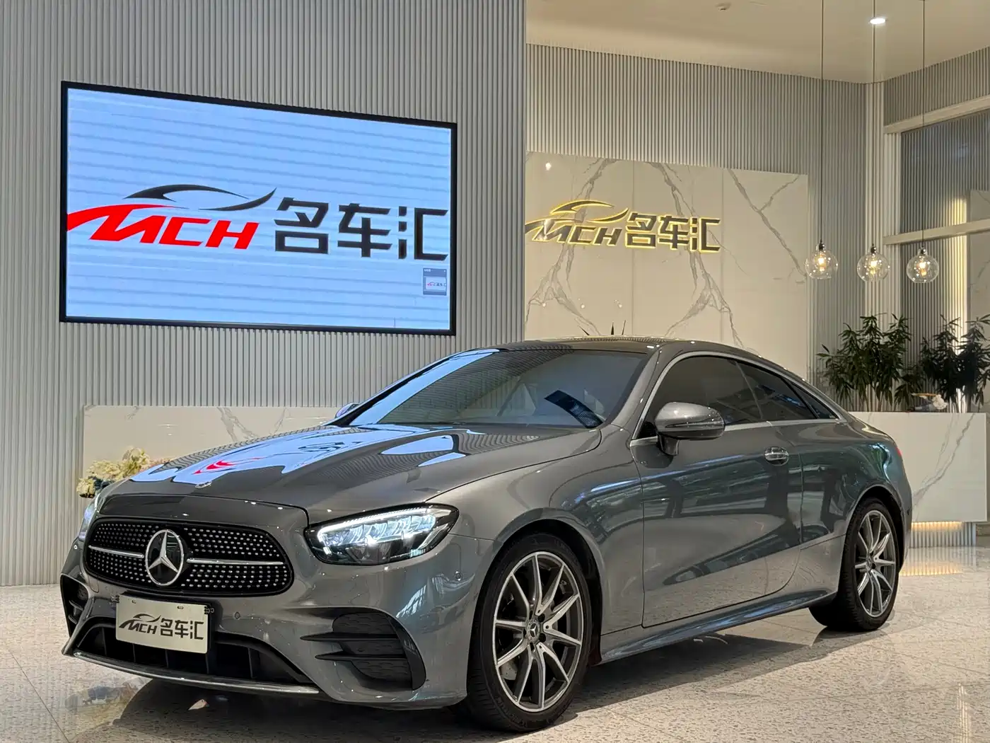 MERCEDES-BENZ E-CLASS (IMPORTED)