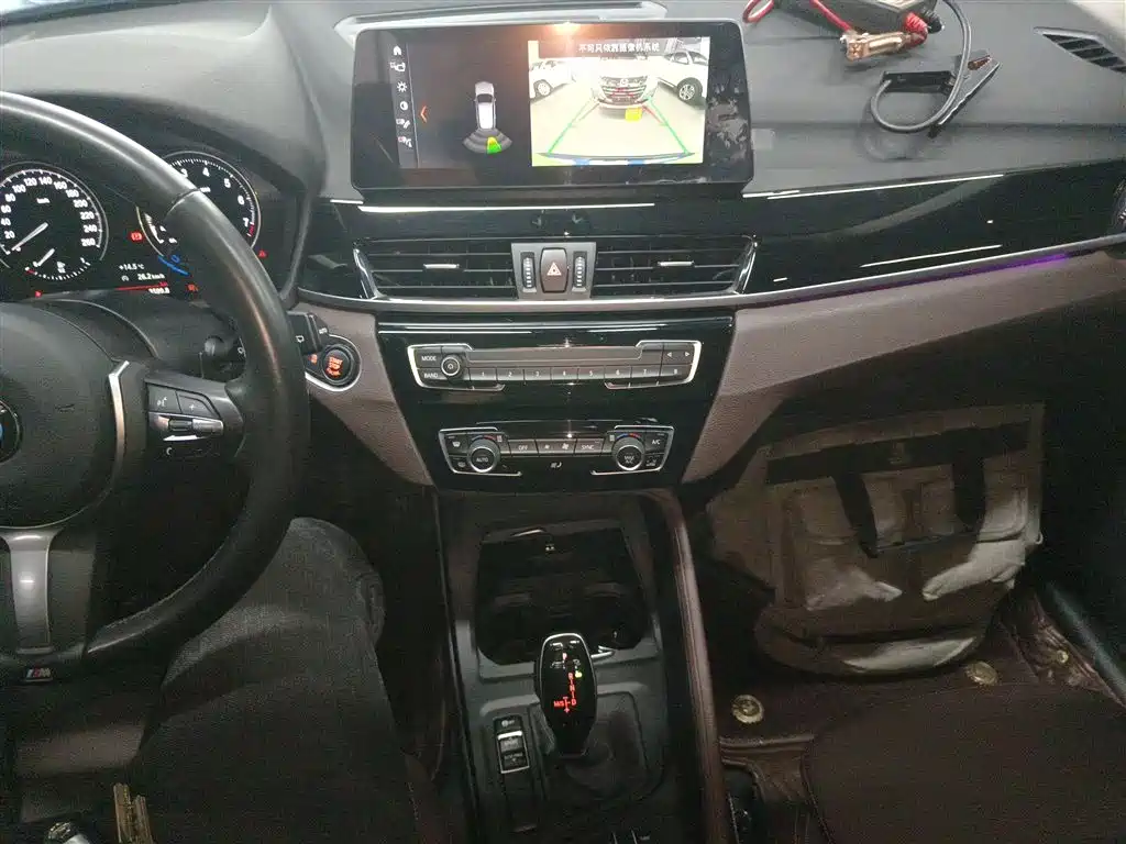 BMW X1 2021 sDrive25Li Leading фото 14