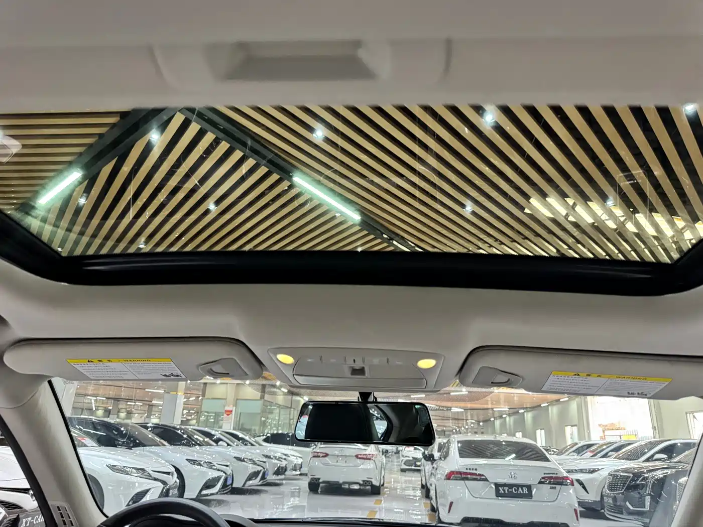 Infiniti Q50L 2019 2018 2.0T Premium Edition (China VI)