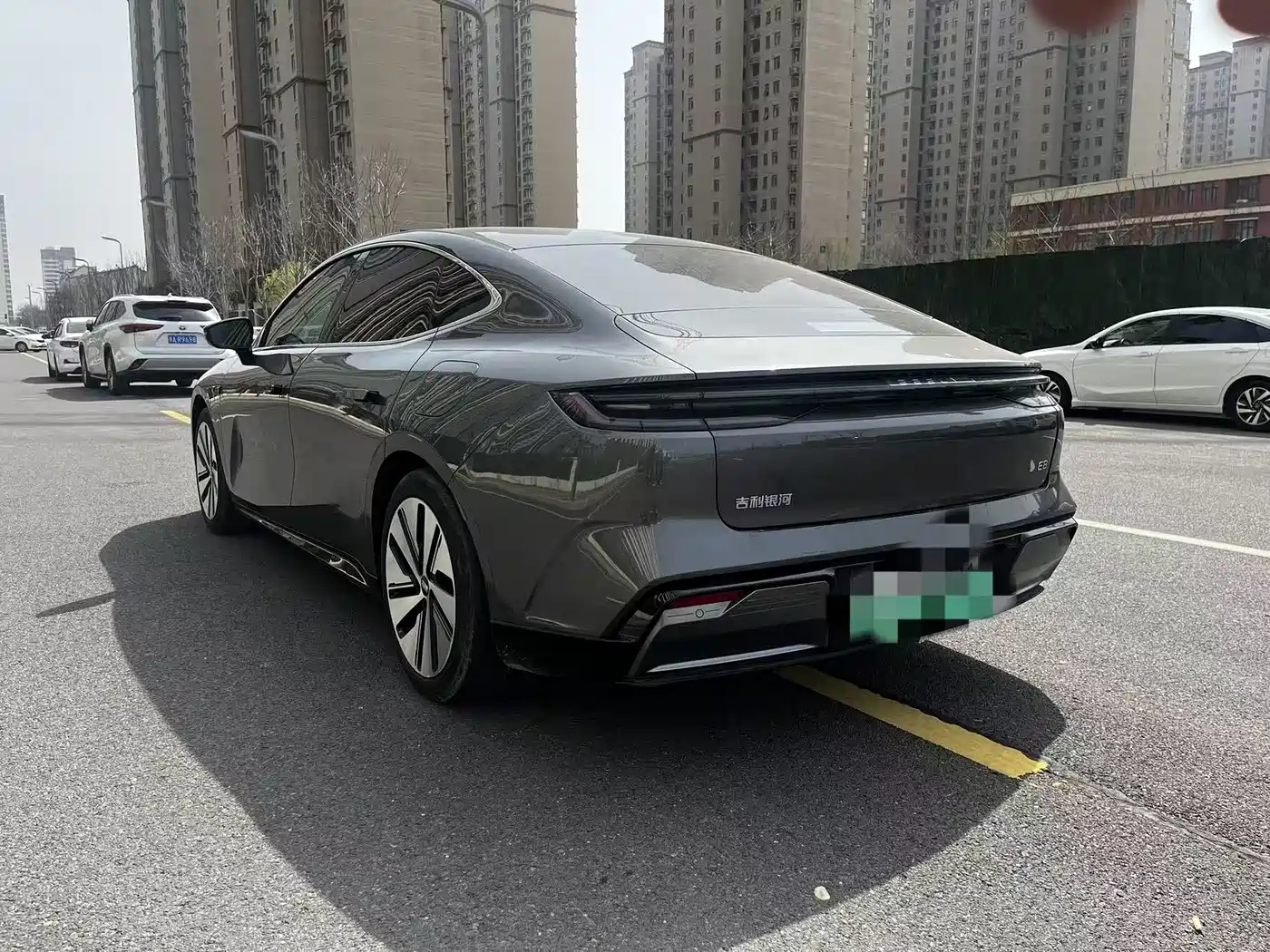 GEELY GALAXY GALAXY E8