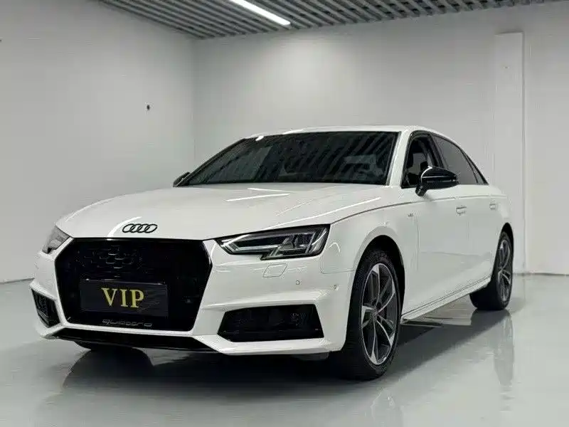 صورة 1 - Audi A4L