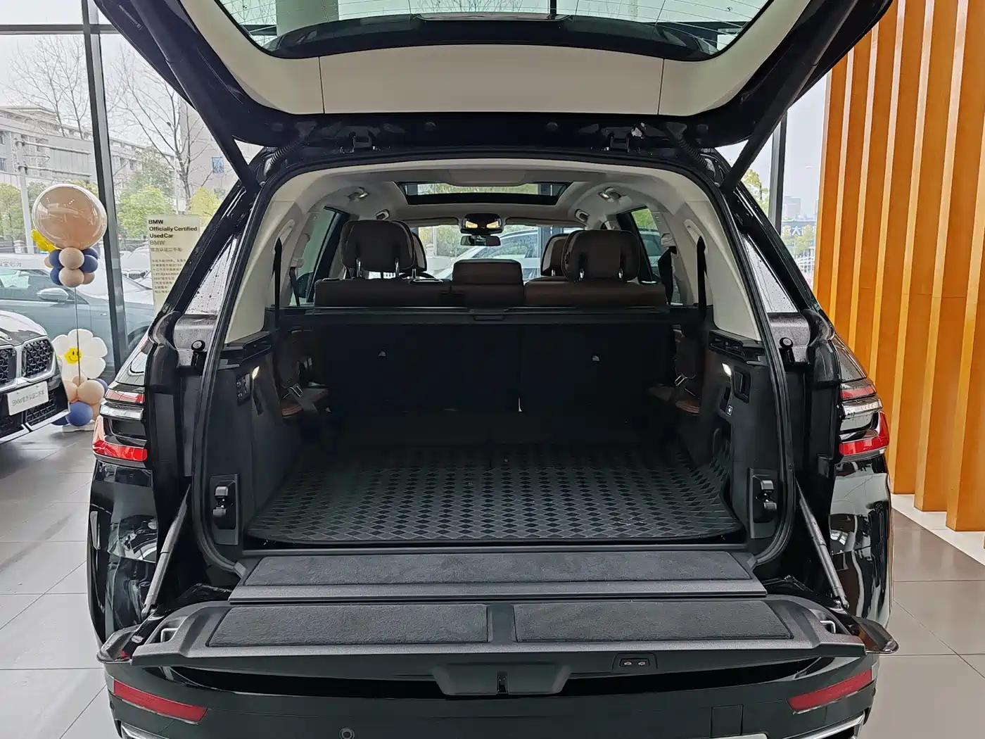 BMW X7 2024 xDrive40i Leading Luxury Package фото 19