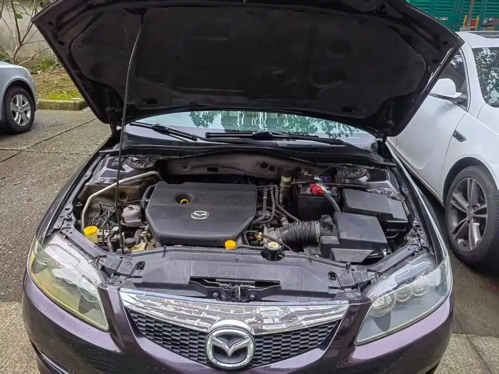 Photo 3 - Mazda 6