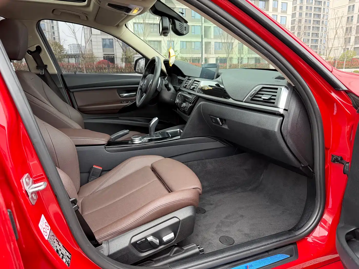 BMW 3 Series 2018 320Li Leading M Sport Package фото 8