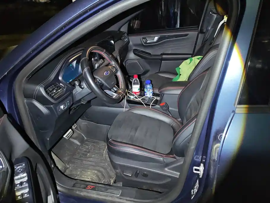 Ford Escape 2021 2020 EcoBoost 245 AWD ST-LINE