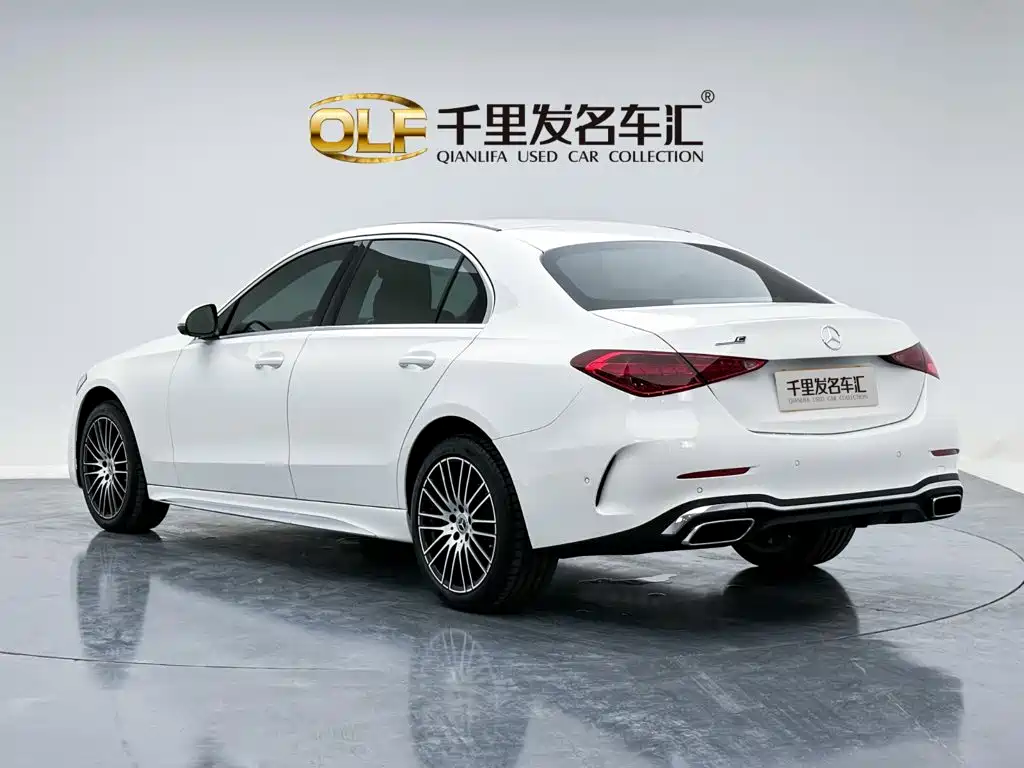 Фото 8 - Mercedes-Benz C-Class