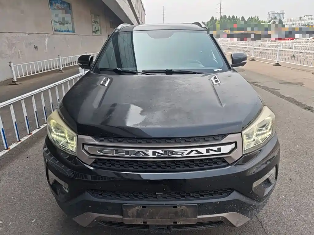 Фото 3 - Changan CS75