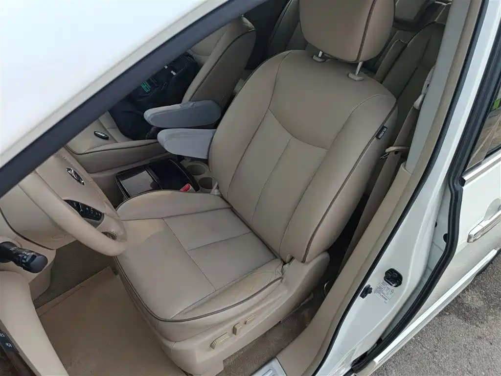 Nissan Quest 2016 2015 3.5L SL