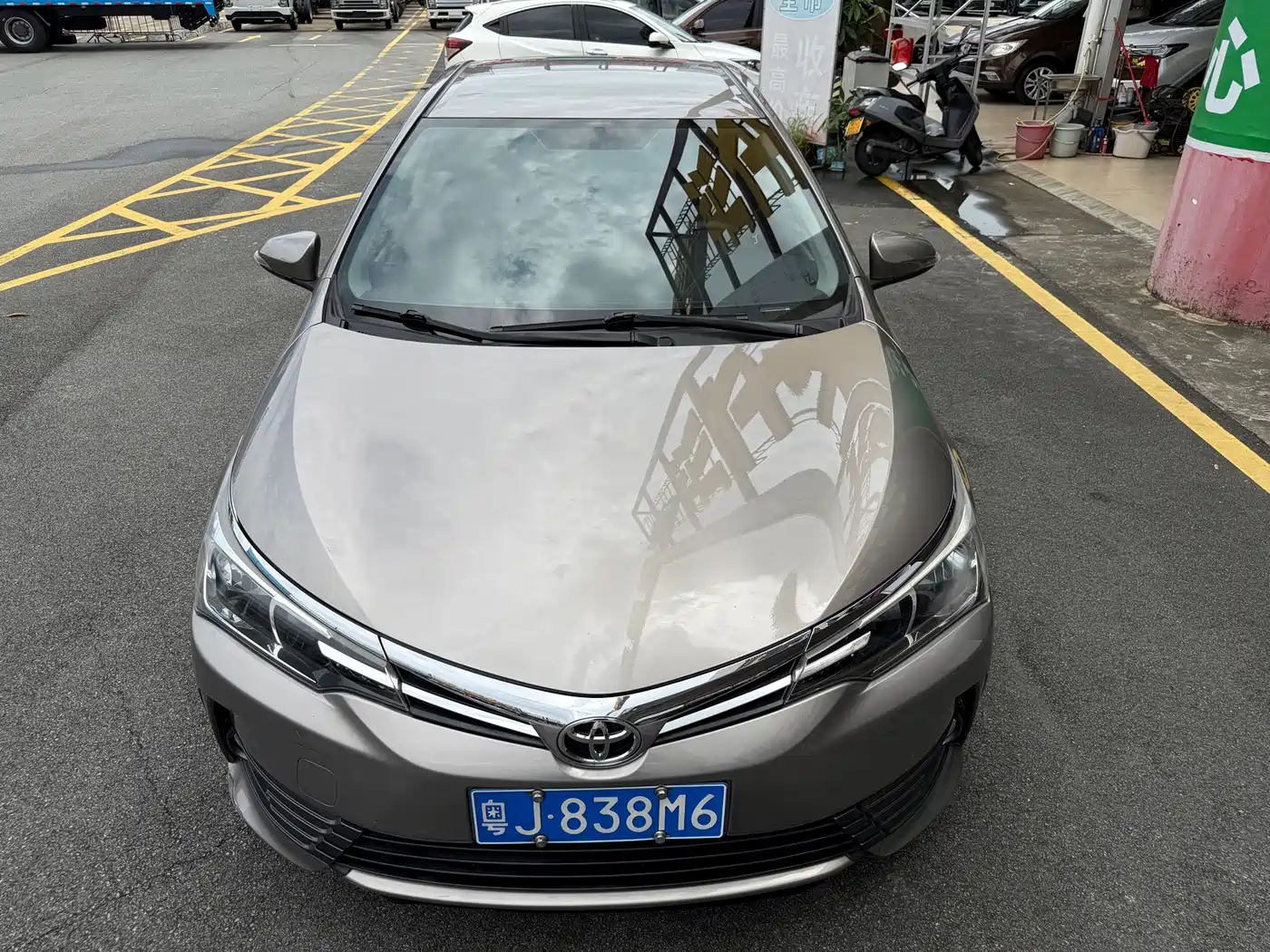 Фото 3 - Toyota Corolla