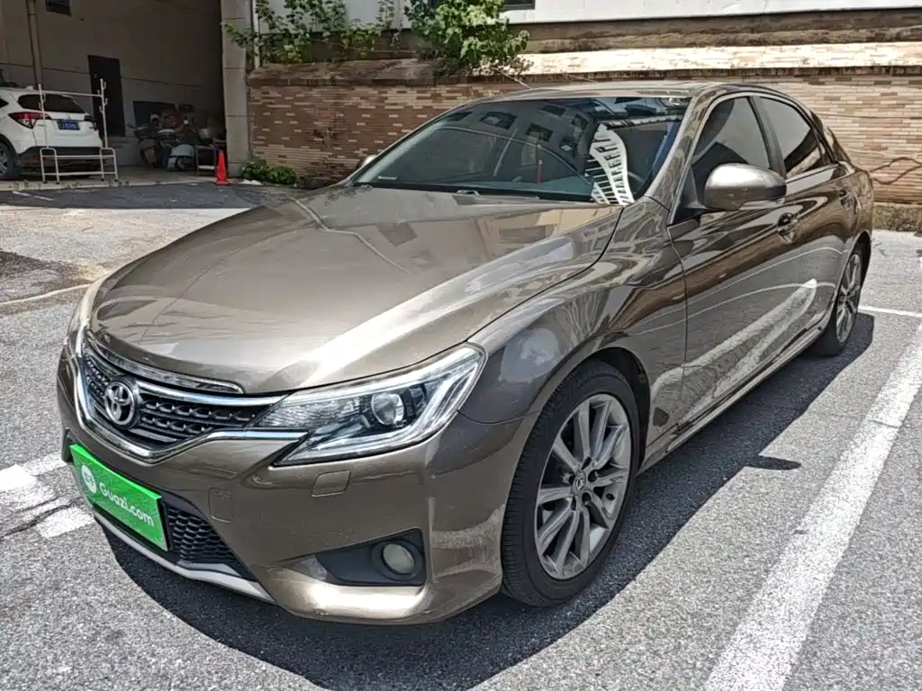 Toyota Reiz 2016 2013 2.5V Premium Edition