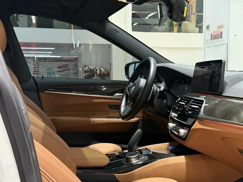 BMW 6 Series GT 2022 Model 630i M Sport Package фото 22