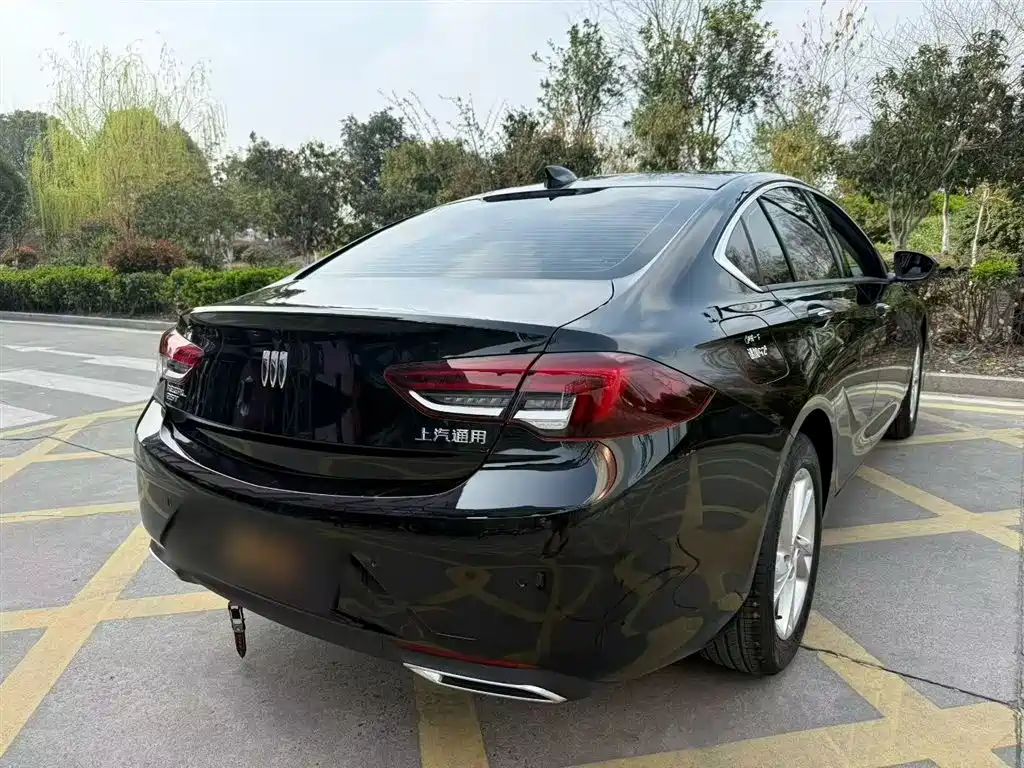 BUICK REGAL
