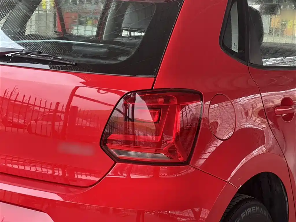 Volkswagen Polo 2016 1.4L Automatic Trend фото 25