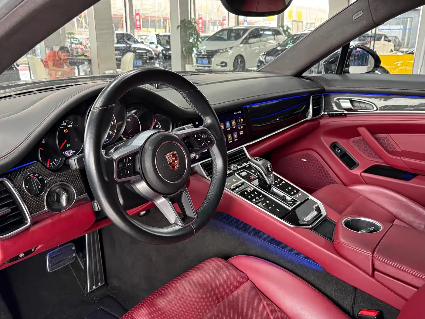 Porsche Panamera 2014 Panamera 3.0T фото 4