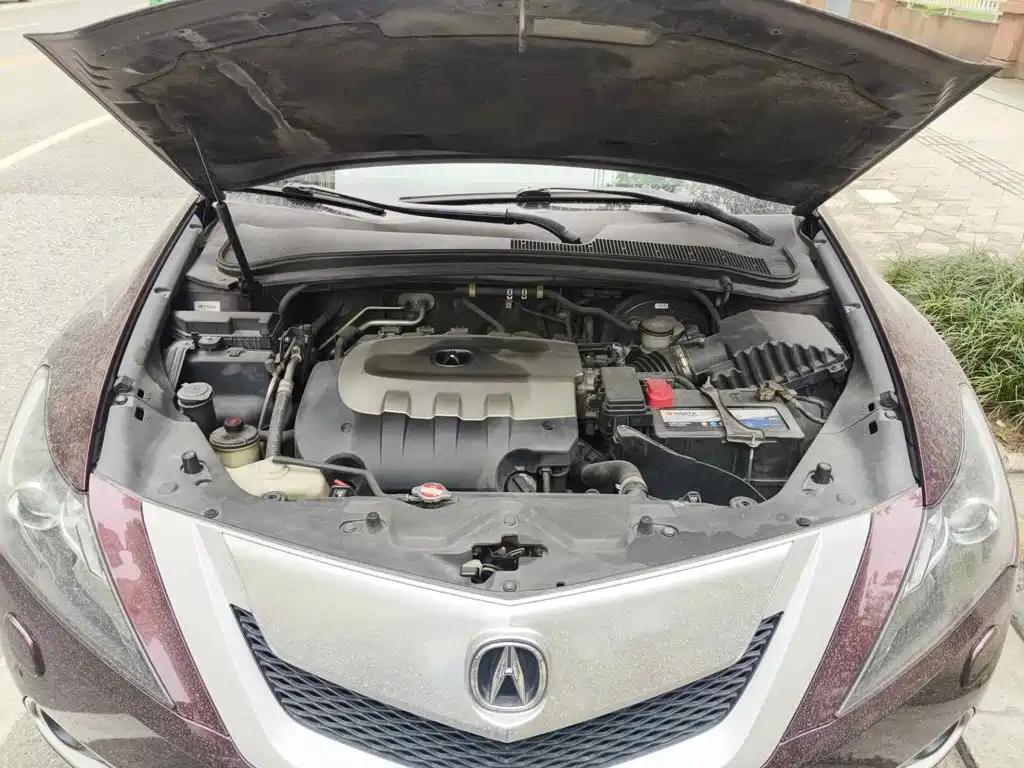 Photo 3 - Acura ZDX