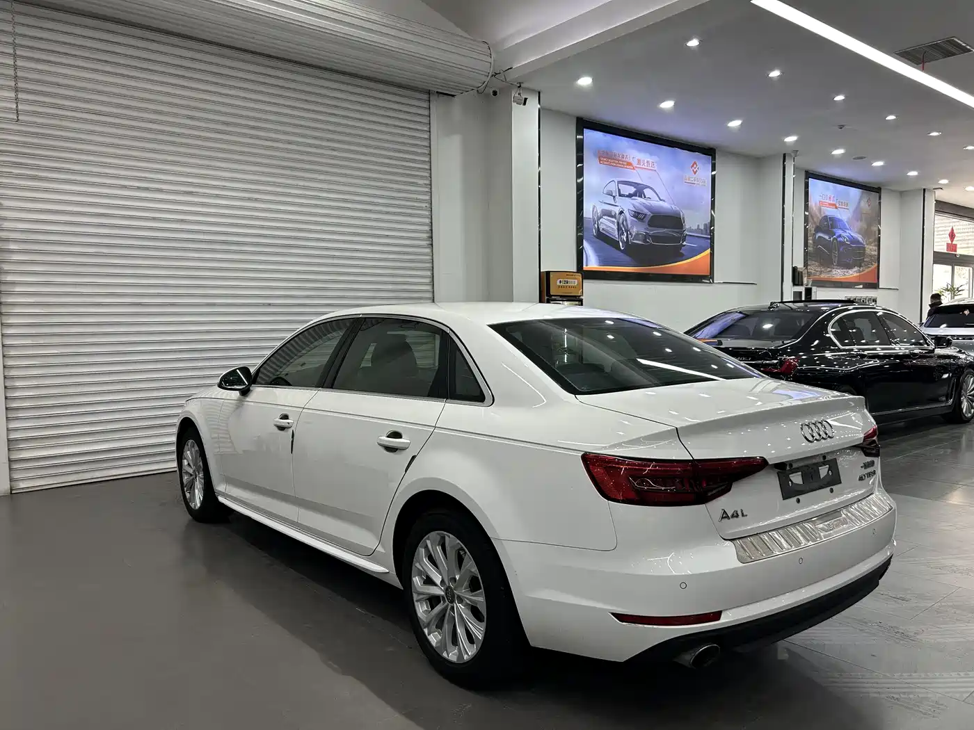 Audi A4L 2017 Plus 40 TFSI Progressive фото 4