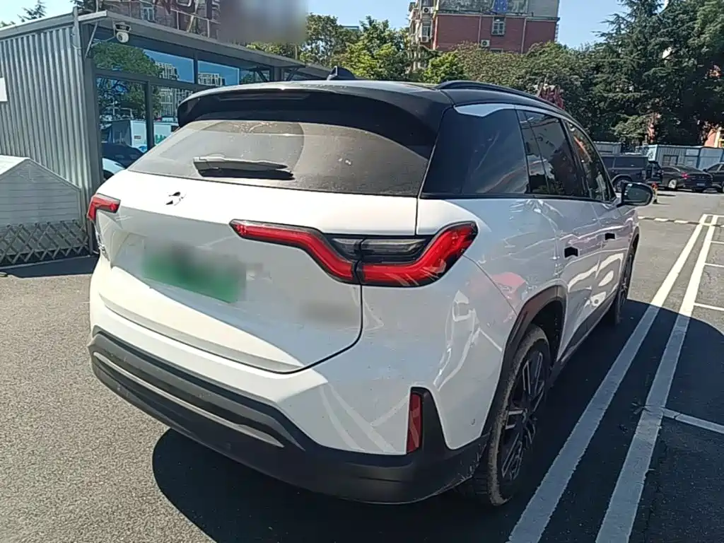 Фото 7 - NIO ES6