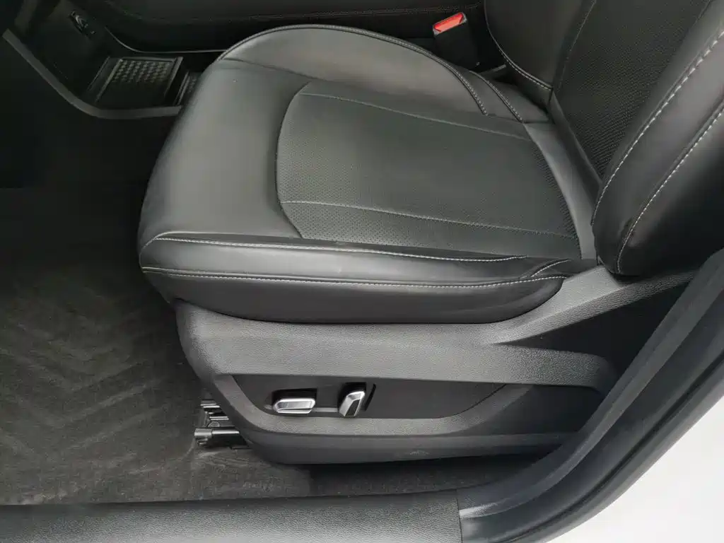 Chery Tiggo 8 PLUS 2022 2022 Kunpeng Edition 390TGDI DCT Passion Edition