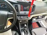 Фото 6 - Roewe 360