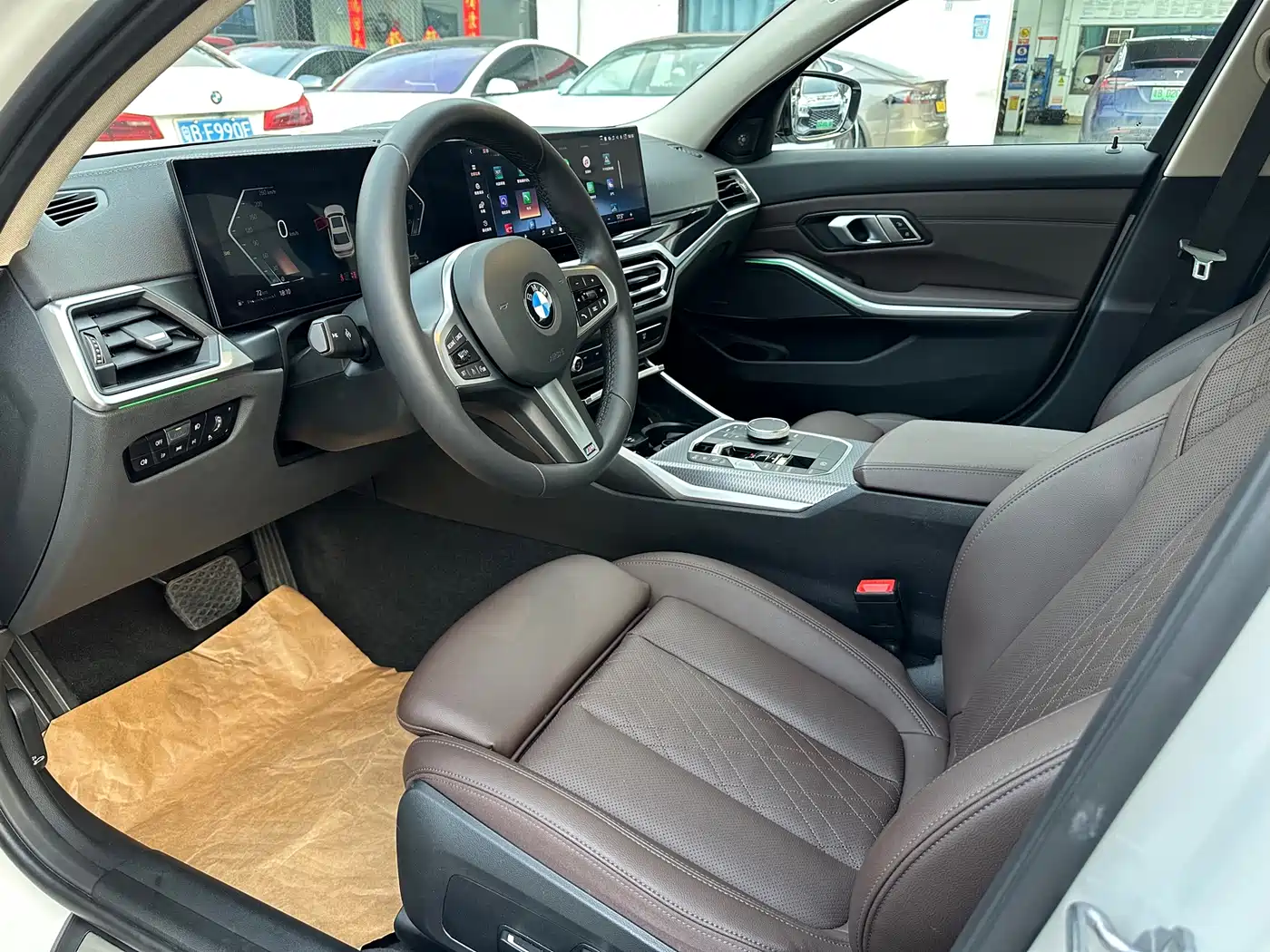 BMW 3 Series 2024 325Li M Sport Shadowline Package фото 4