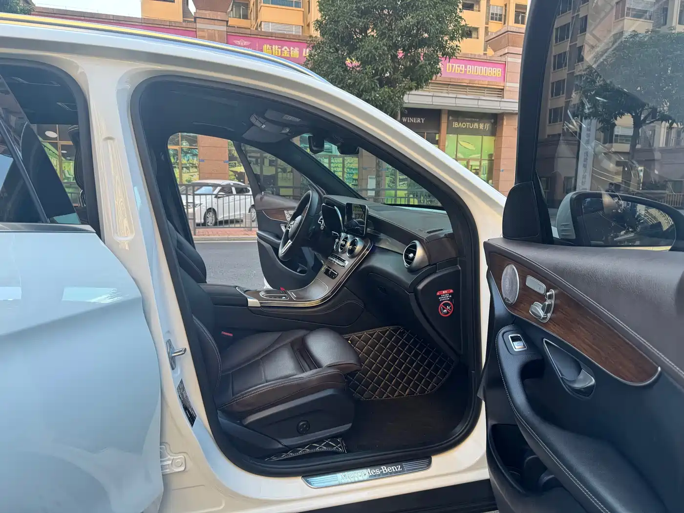Mercedes-Benz GLC 2021 GLC 300 L 4MATIC Sporty фото 13