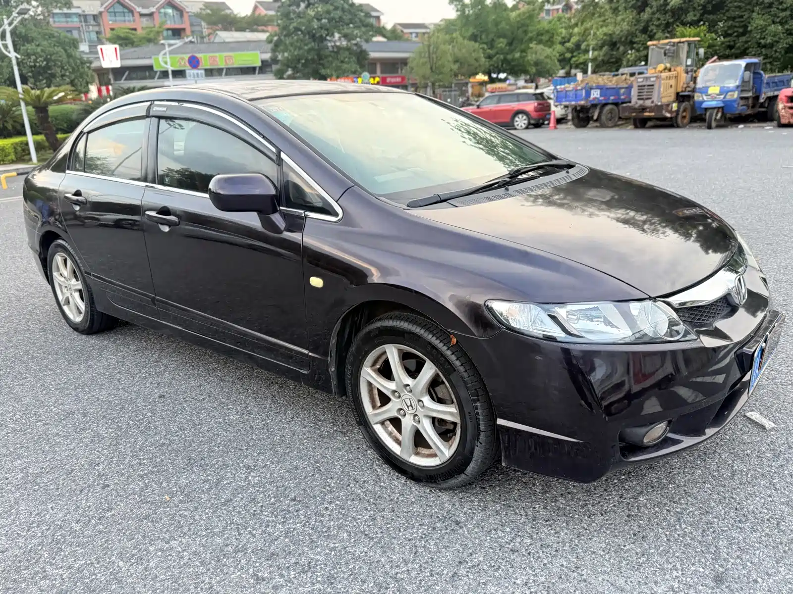 Фото 3 - Honda Civic