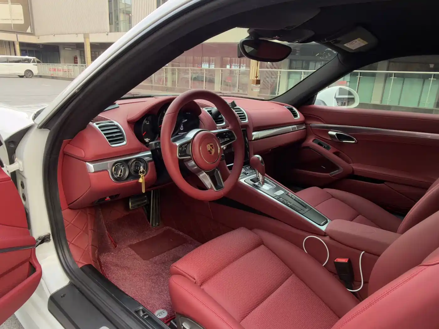Porsche Cayman 2013 Cayman 2.7L фото 10