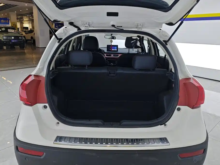 Haval H1 2015 2015 1.5L AMT Urban