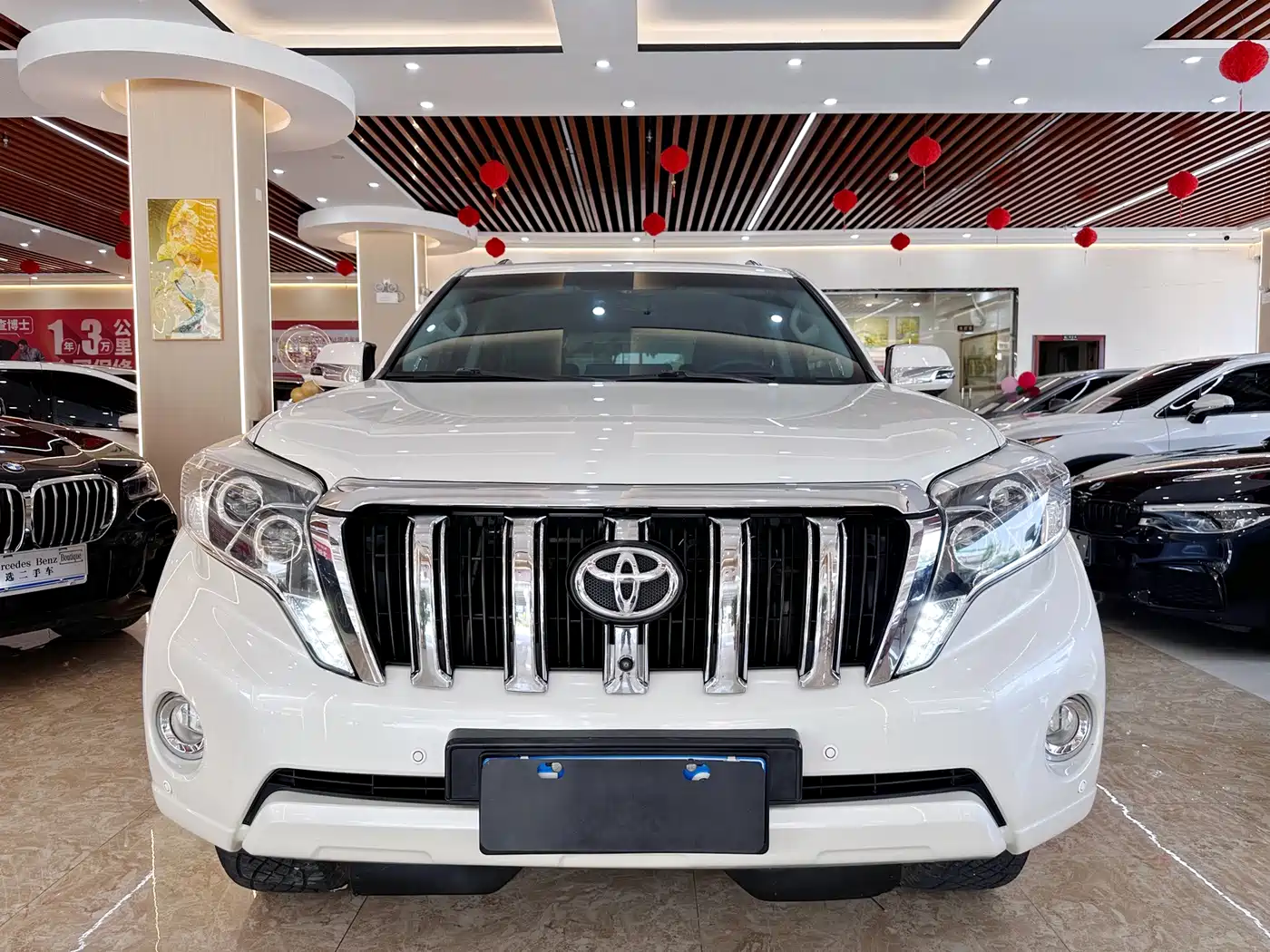 Фото 2 - Toyota Prado