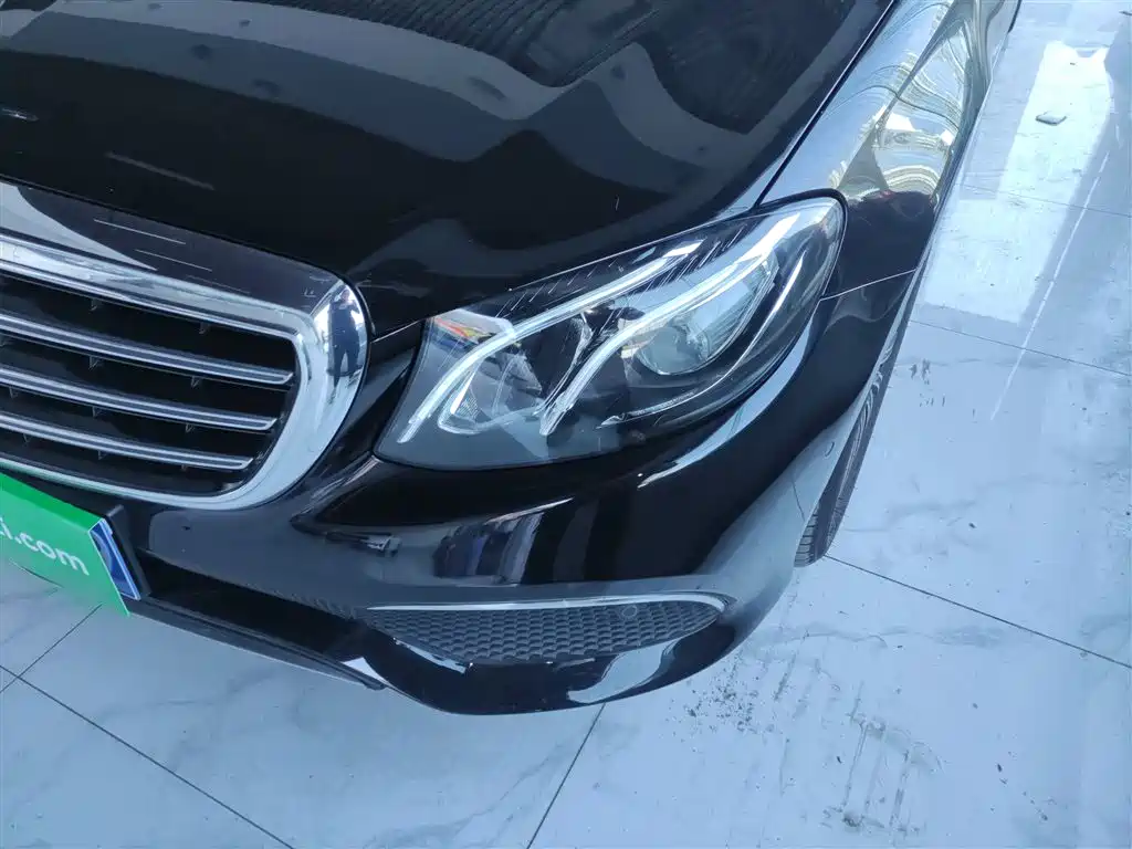 Mercedes-Benz E-Class 2020 E 300 L Fashion фото 24