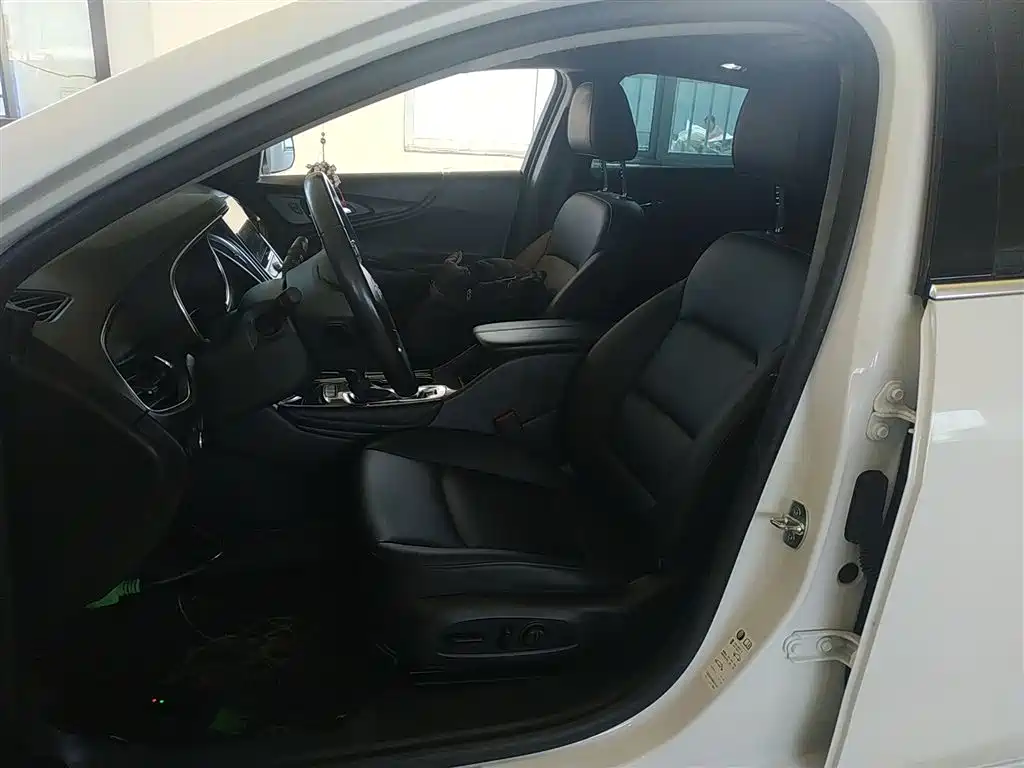 CHEVROLET MAI RUIBAO XL