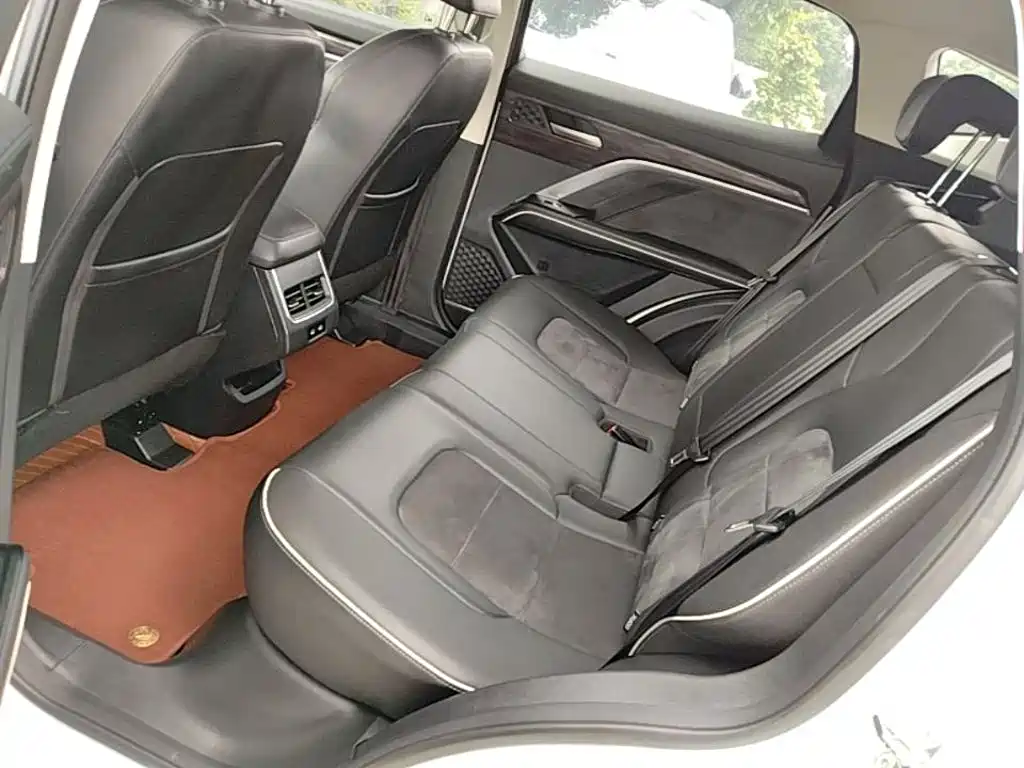 Фото 17 - Haval H6