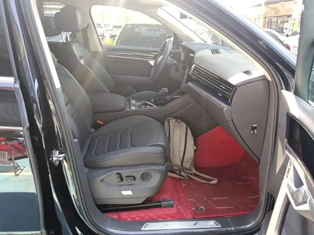 Volkswagen Touareg 2020 2021 3.0TSI R-Line Classic Sport Package