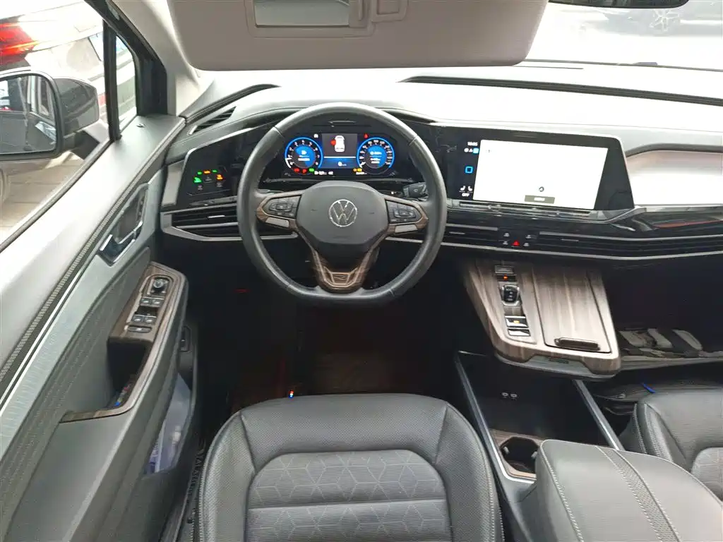 Volkswagen Talagon 2023 Facelift 380TSI 4WD Luxury Premium Pro Edition 6-Seater фото 11