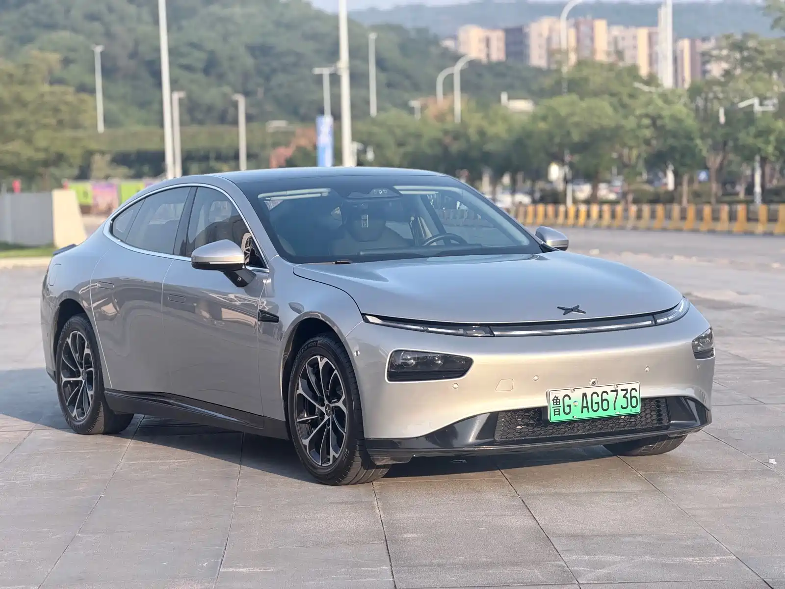 Фото 3 - XPeng P7