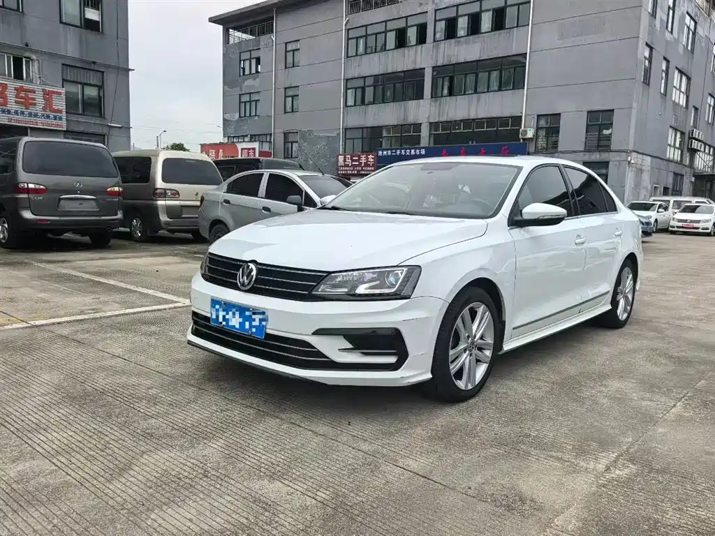 Volkswagen Sagitar 2018 280TSI DSG Spark Edition