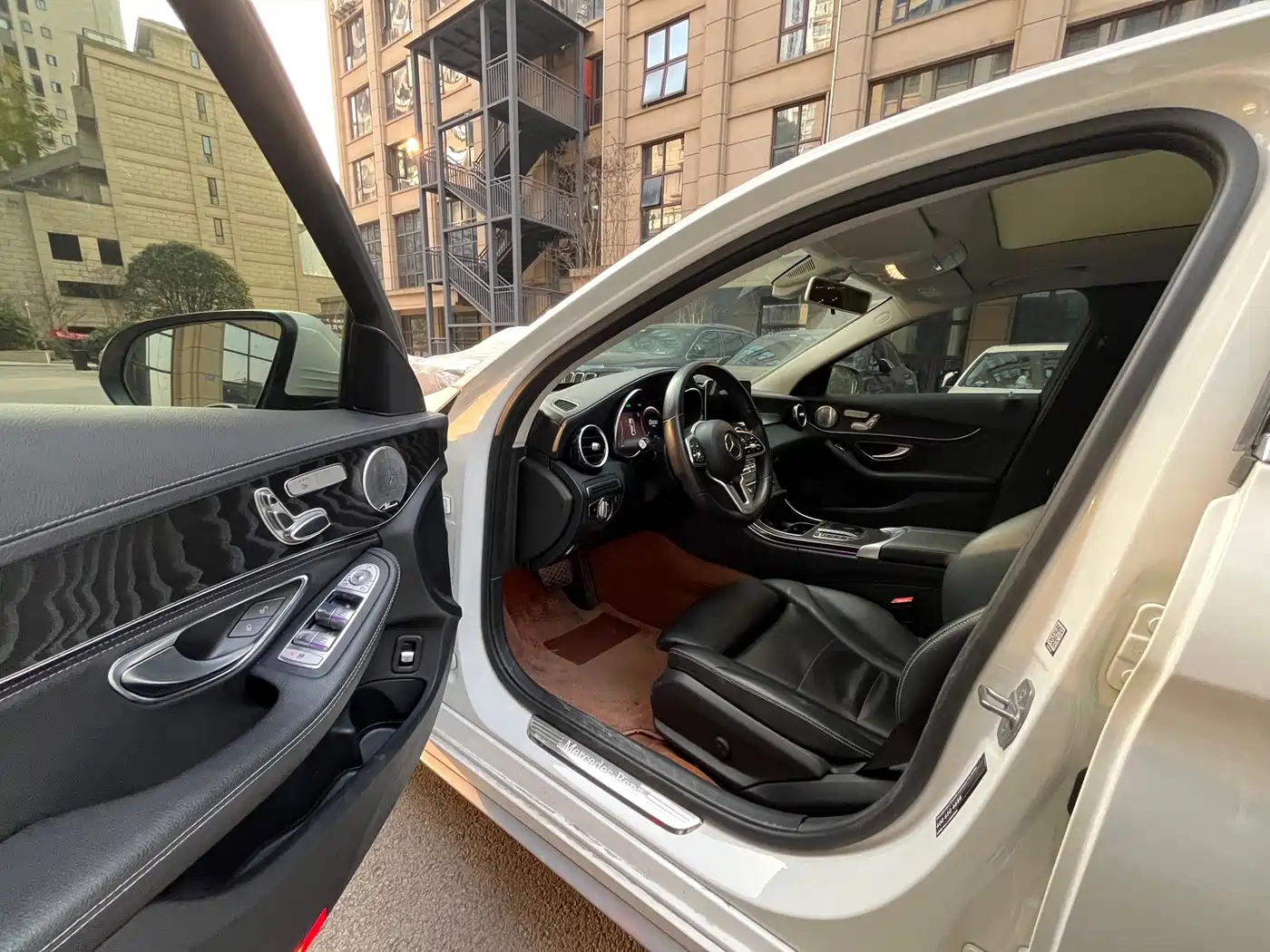 Mercedes-Benz C-Class 2019 C 260 L Sport фото 8