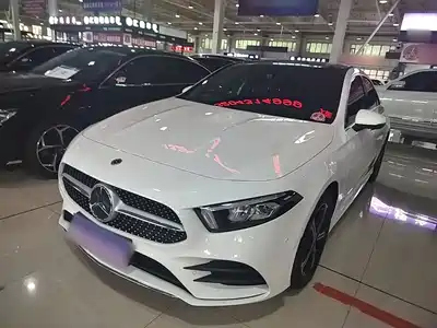 Mercedes-Benz A