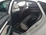 Фото 17 - Geely Emgrand L HiP
