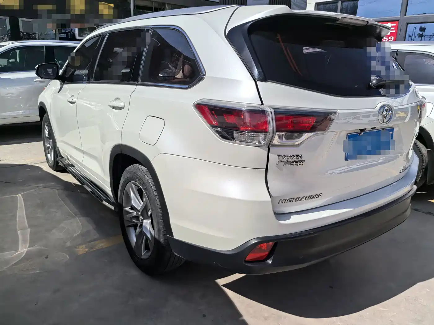 Toyota Highlander 2015 2.0T AWD Luxury Edition 7-seater фото 4