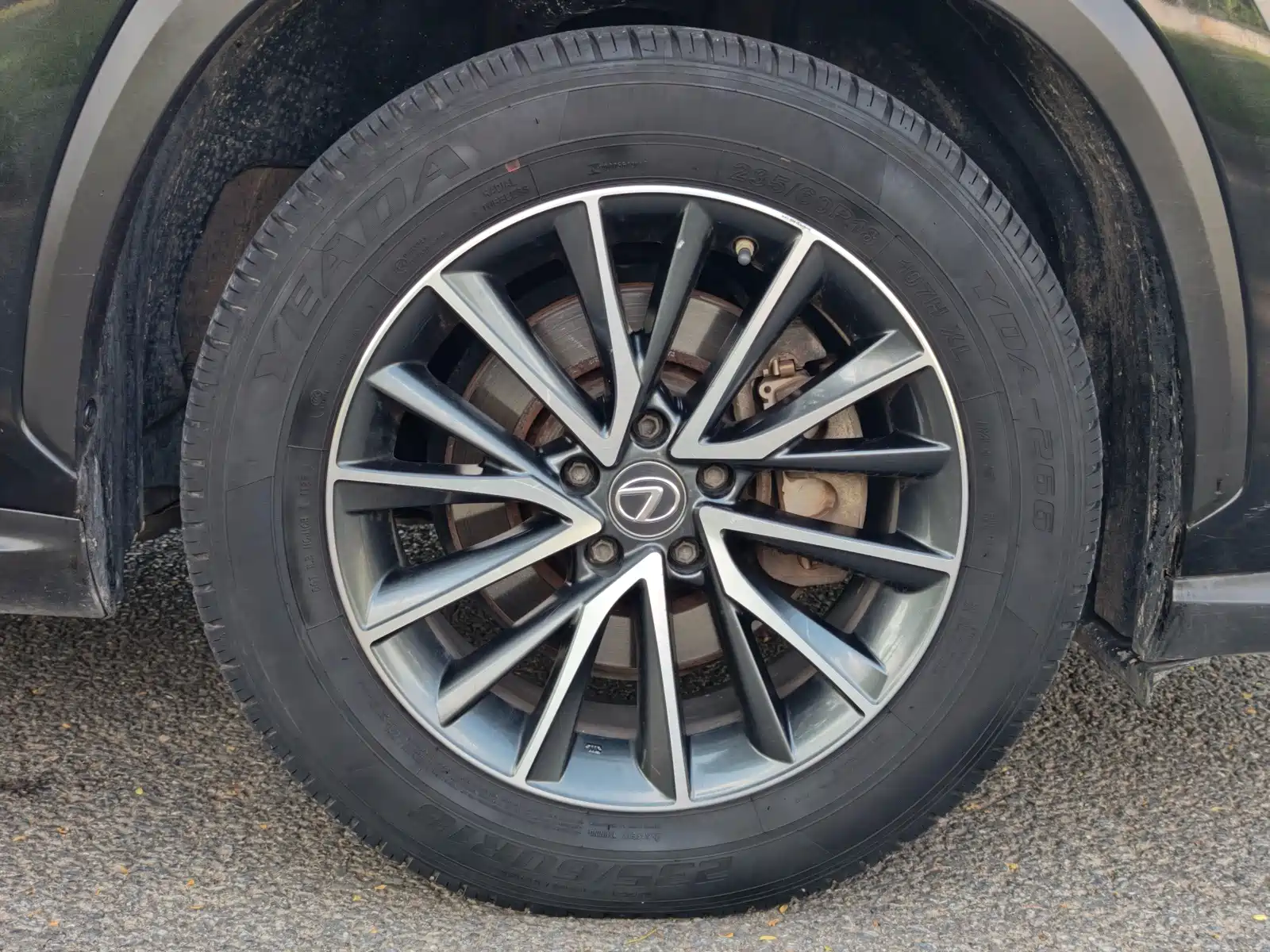 Фото 9 - Lexus NX
