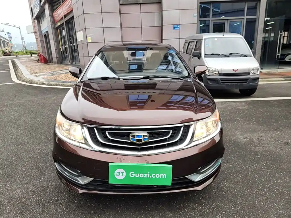 Фото 3 - Geely Vision