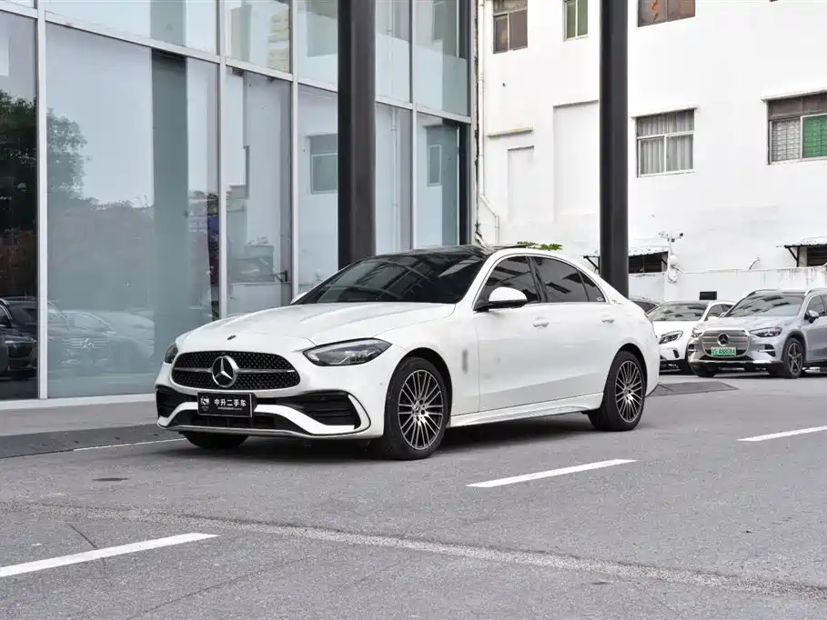 Фото 1 - Mercedes-Benz C-Class