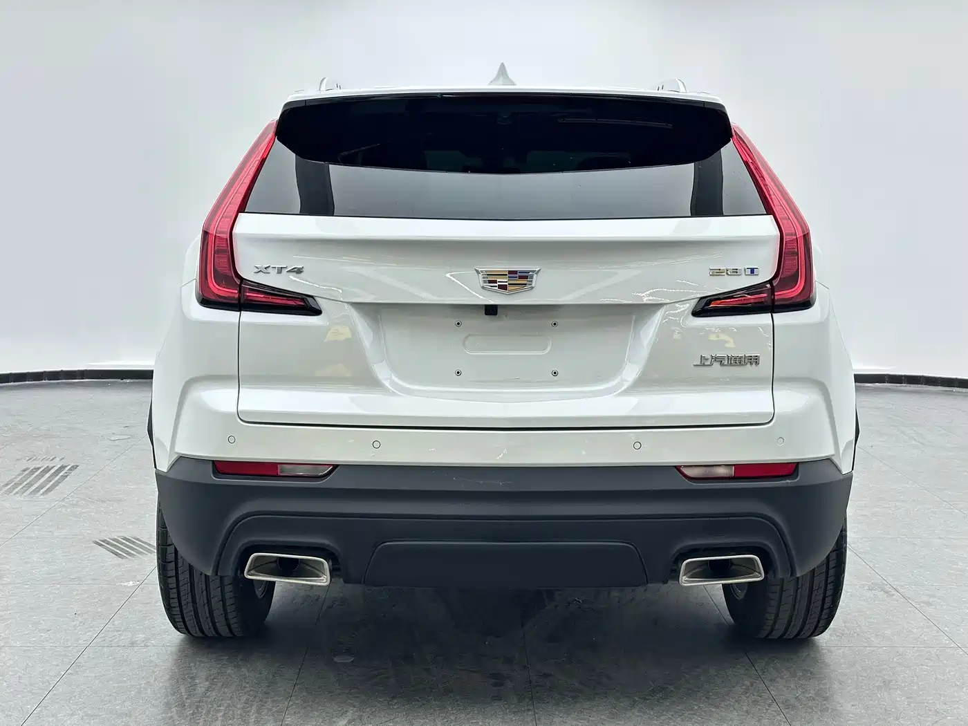 CADILLAC XT4