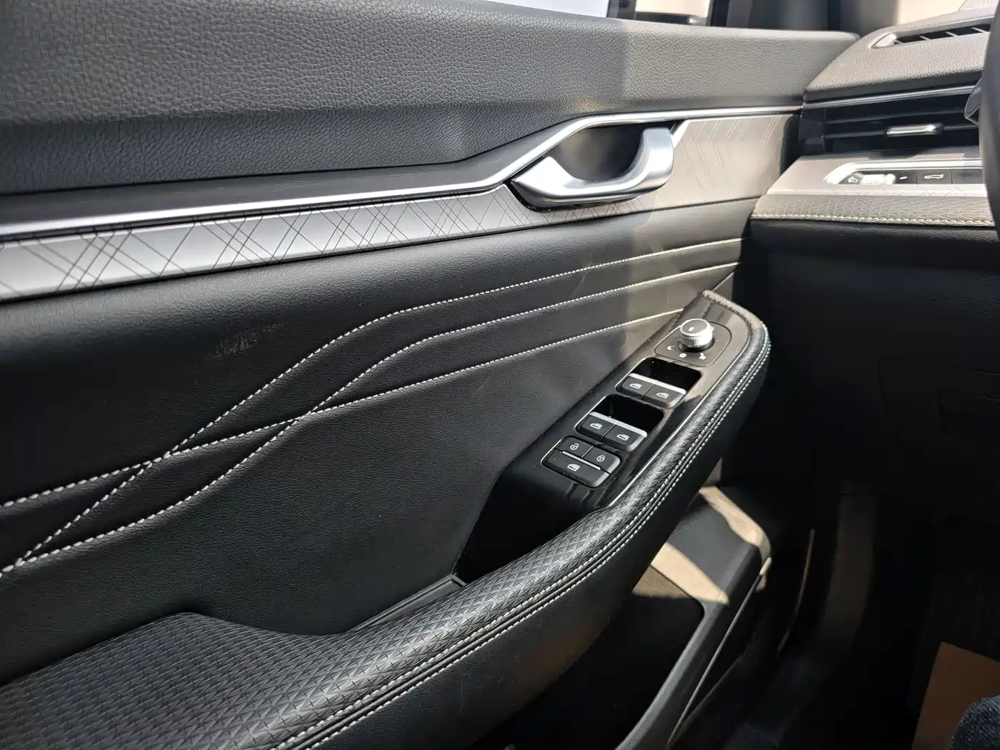 GEELY AUTOMOBILE XINGRUI