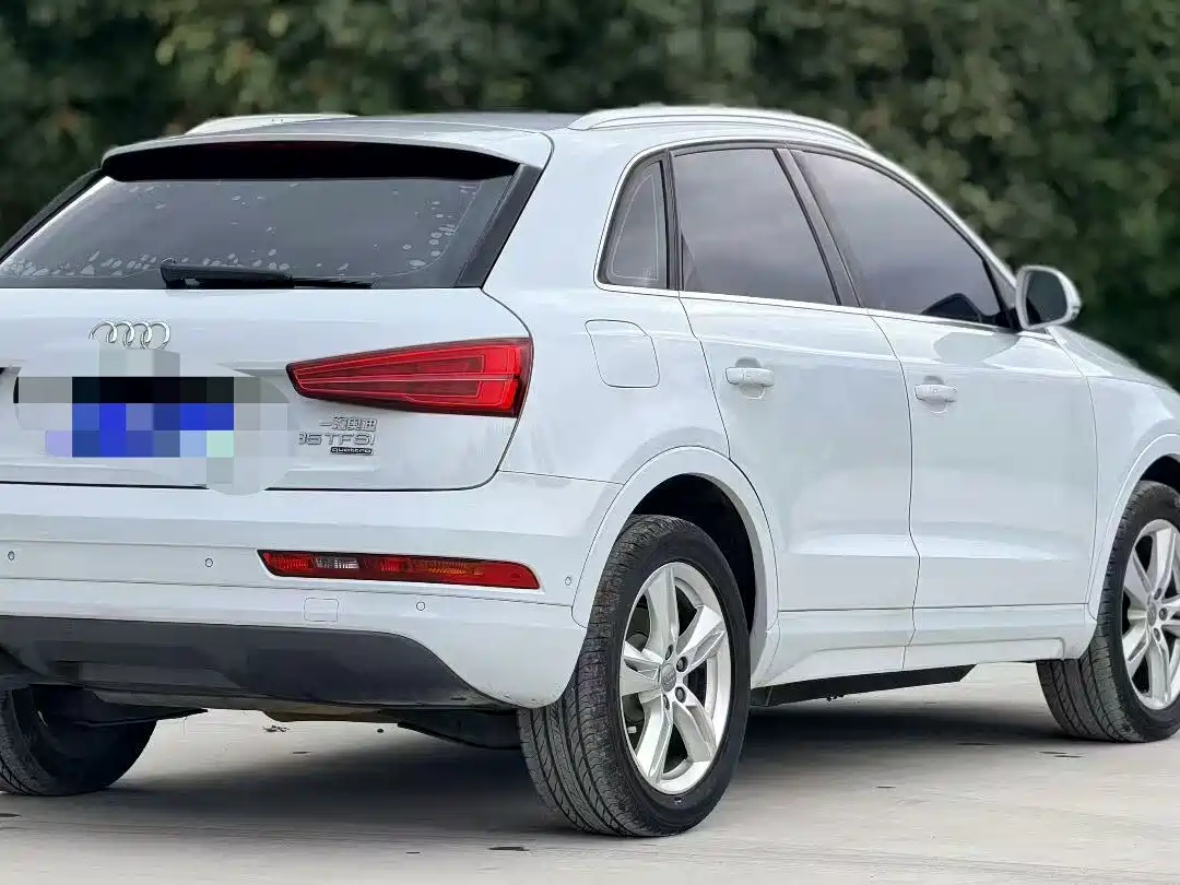 Фото 9 - Audi Q3